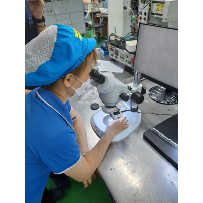 Kinh hien vi soi noi SZM7045-B2 (de cong, de tron).jpg